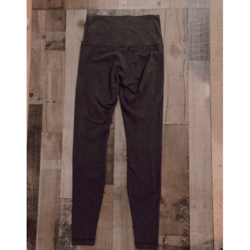 grey lululemon yoga pants/leggings